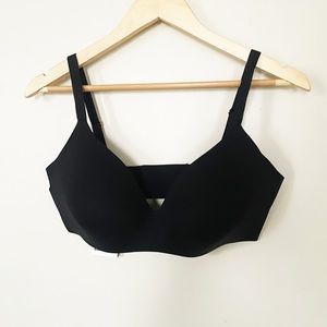 KNIX Your WingWoman Contour Wireless T-Shirt Bra Size 7 Black NEW